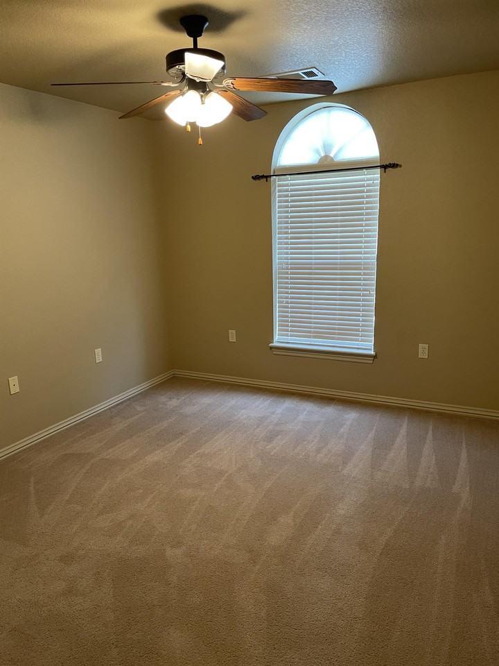 3502 W Chevaux Dr #1 - Photo 7 of 10