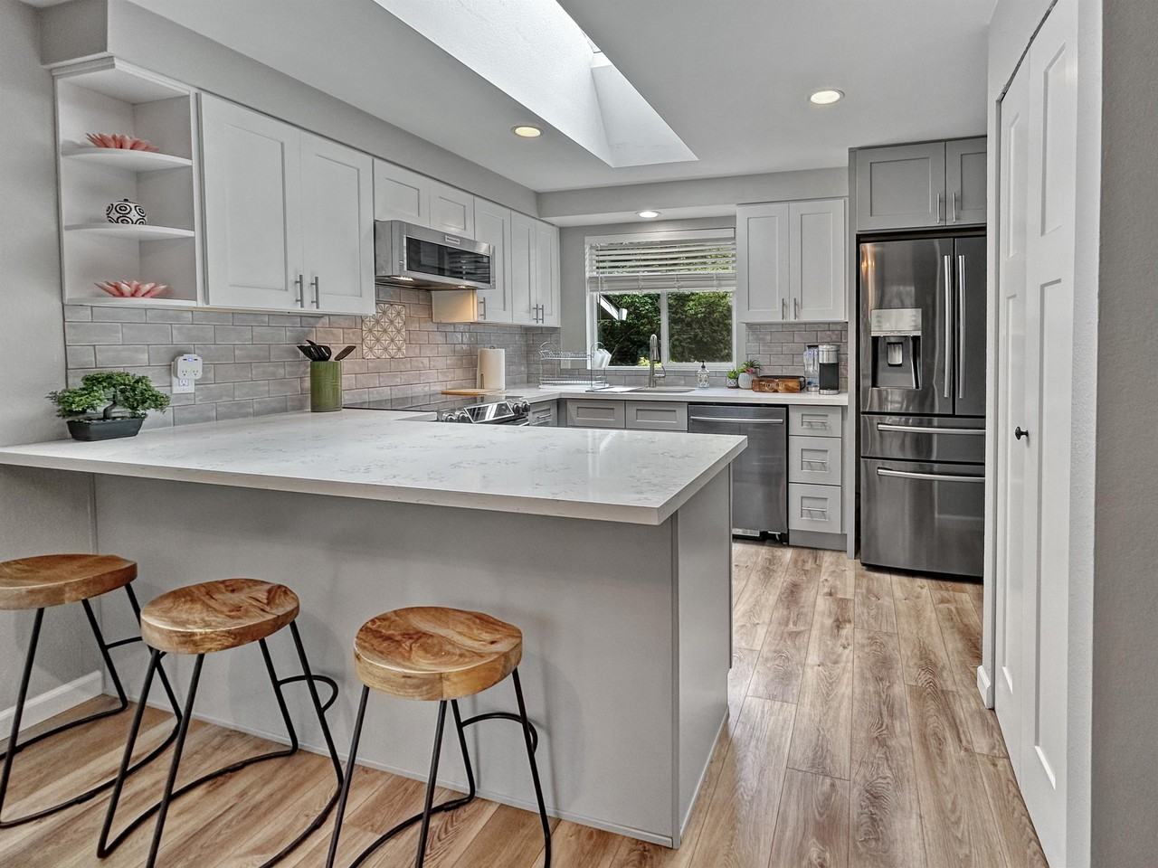 13316 Ne 137th Pl #1 - Photo 3 of 13