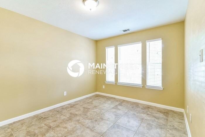 18415 Green Cypress Ct - Photo 4 of 15