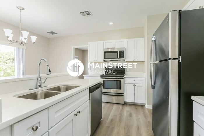 1245 Amherst St E - Photo 6 of 16