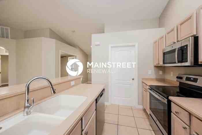 3404 68th St W - Photo 5 of 16