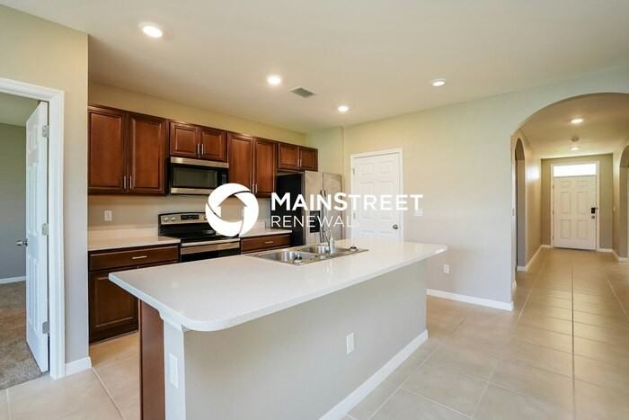 1822 Ne 4th Pl - Photo 6 of 16