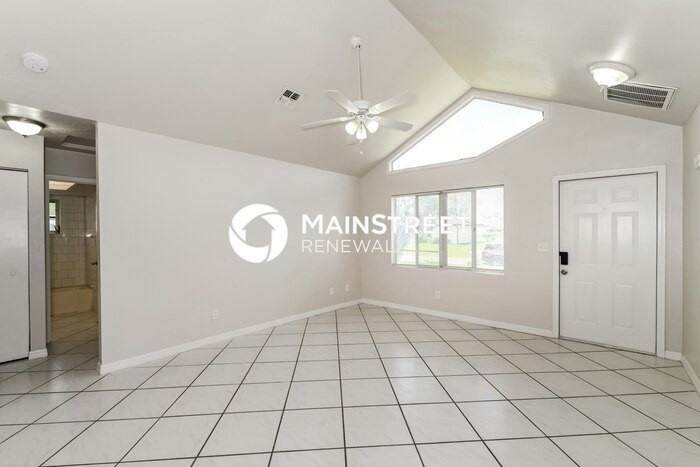 517 Sw 25th Ln - Photo 3 of 16