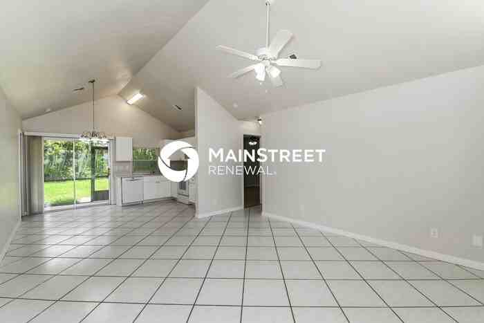 517 Sw 25th Ln - Photo 4 of 16