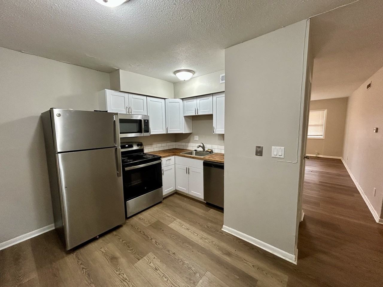 2506 Redbud Lane - 1809CThe Hamilton #1809C - Photo 4 of 8