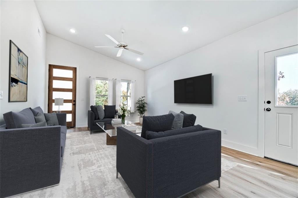 17 Islay Dr #1 - Photo 2 of 28