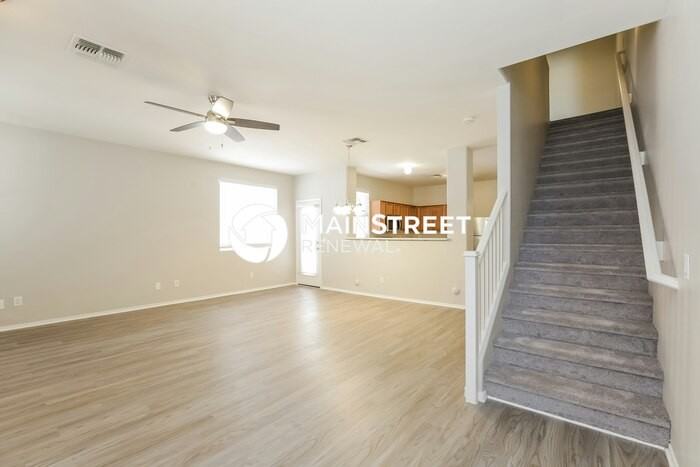 5158 W Illini St - Photo 5 of 17