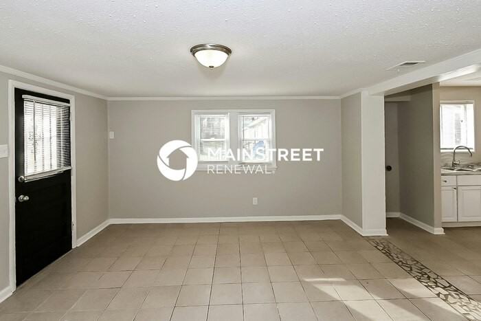 1058 Avon Rd - Photo 7 of 16