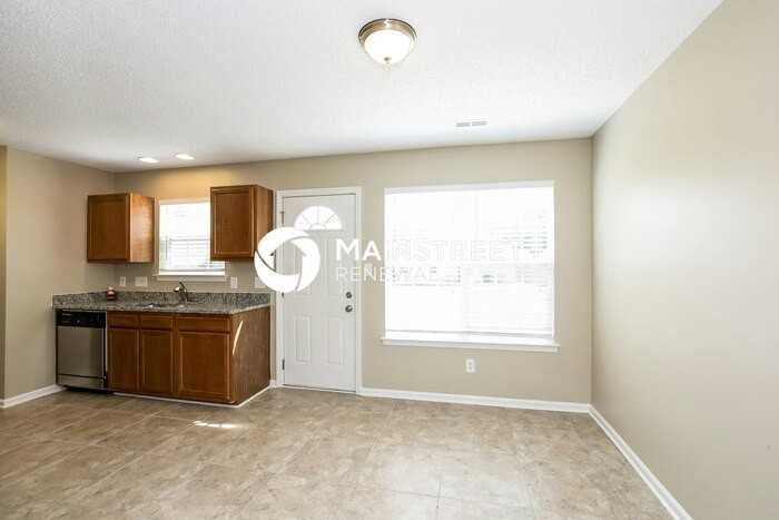 6020 Veckman Ct - Photo 6 of 15