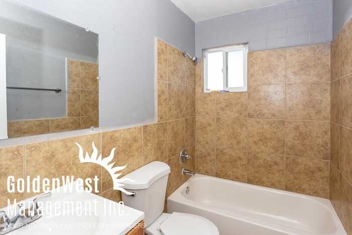 8835 N 3rd St #14 - Photo 7 of 9