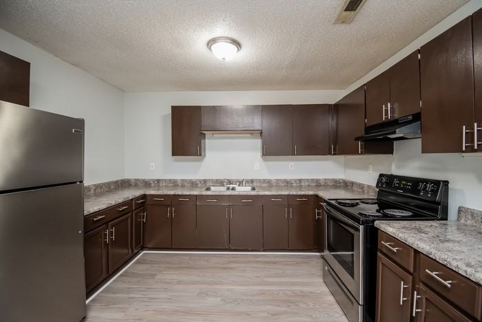 509 Riley St - Photo 4 of 11