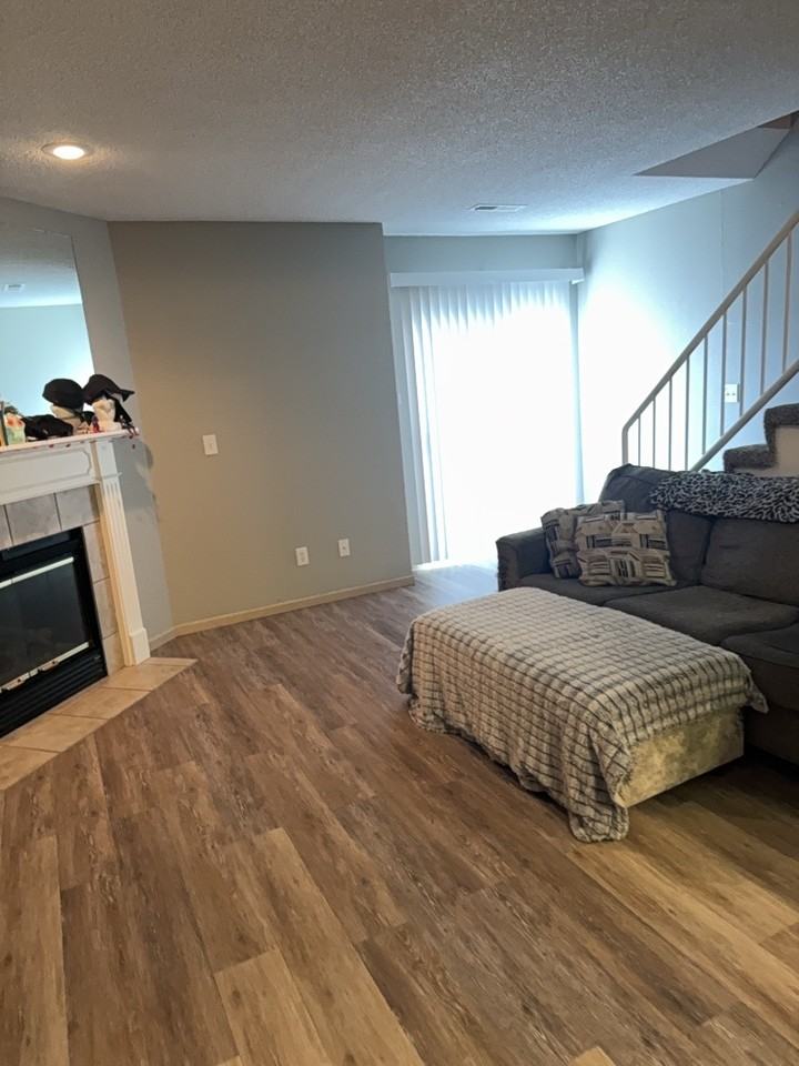 1211 Pebblecreek Dr #A - Photo 3 of 6