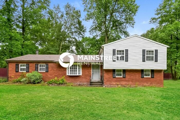 981 Blanchard Rd - Photo 2 of 18