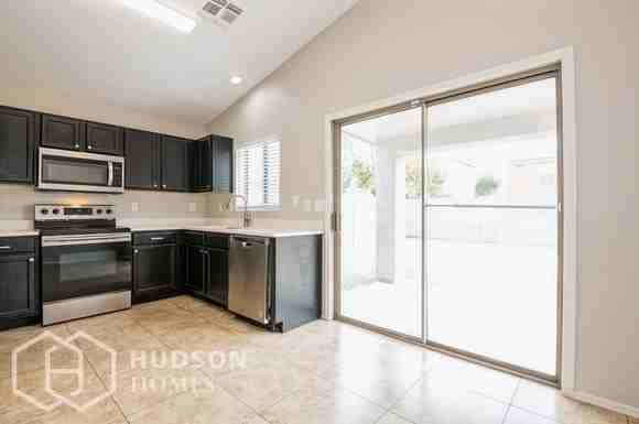 12333 W Larkspur Rd - Photo 6 of 22