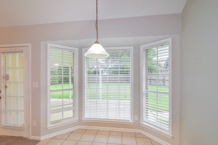 7125 Fair Oaks Ct - Photo 4 of 11