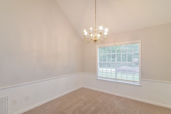 7125 Fair Oaks Ct - Photo 6 of 11