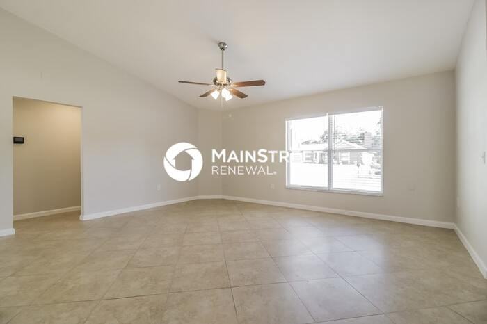 10084 Cross Ridge Rd - Photo 4 of 17