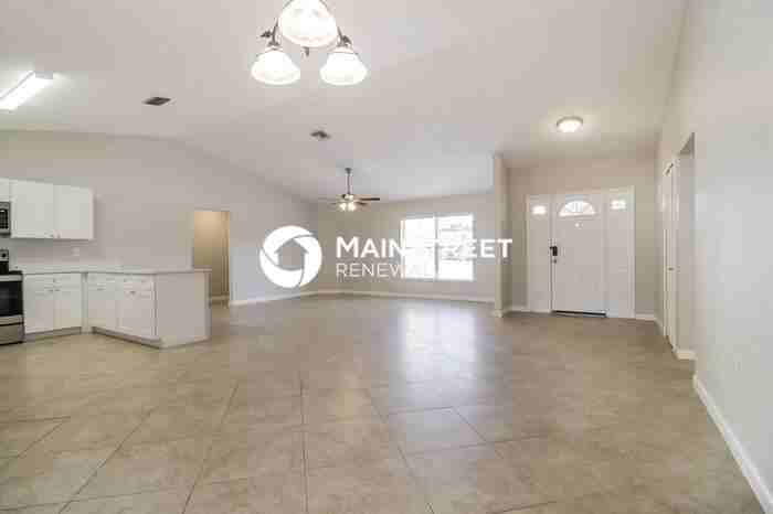 10084 Cross Ridge Rd - Photo 6 of 17