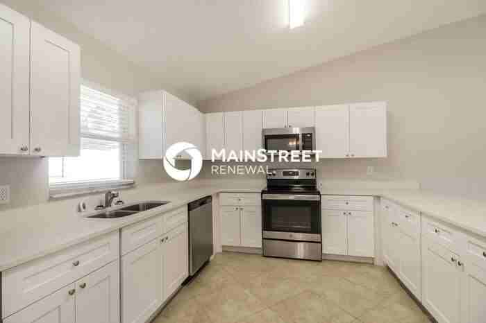 10084 Cross Ridge Rd - Photo 7 of 17