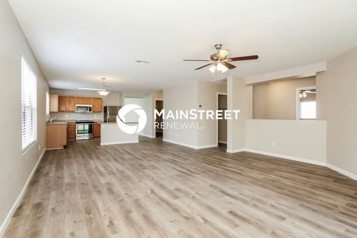 11522 W Corrine Dr - Photo 5 of 16