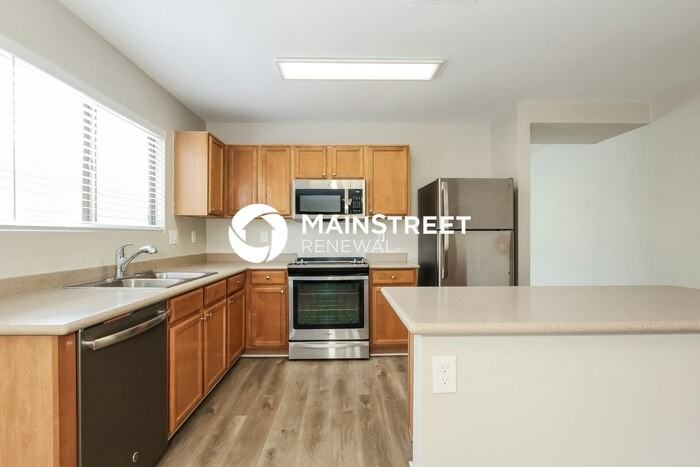 11522 W Corrine Dr - Photo 6 of 16