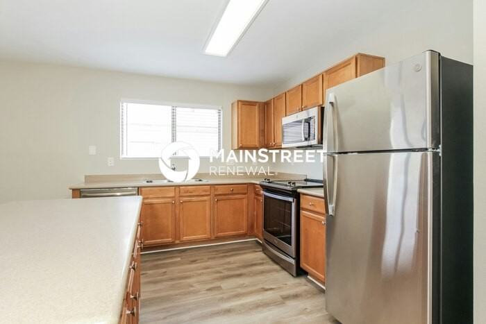 11522 W Corrine Dr - Photo 7 of 16