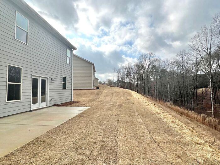 229 Hellen Valley Dr - Photo 4 of 32