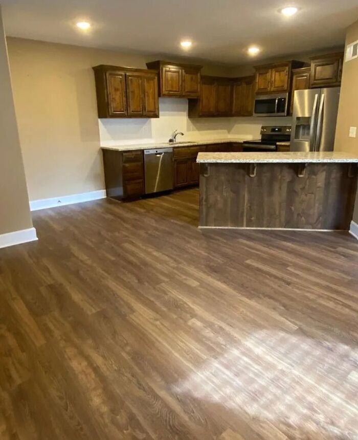 122124 Ryan Ct - Photo 3 of 9