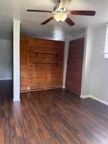 1807 Riverside Dr #B - Photo 1 of 1