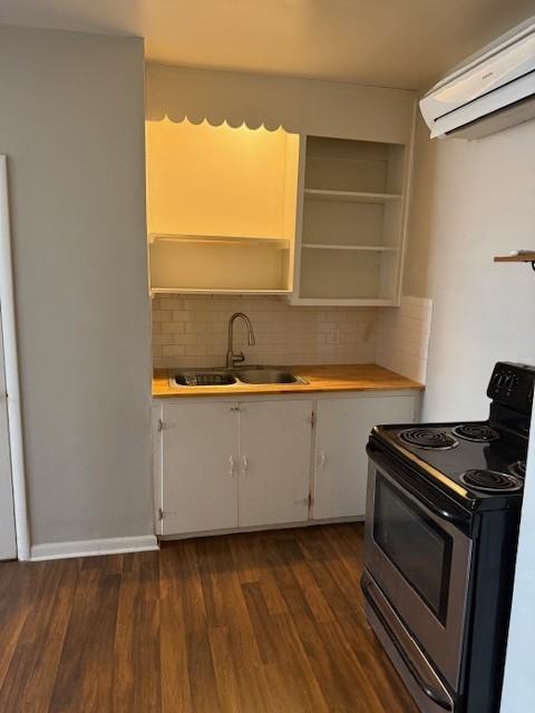 1807 Riverside Dr #B - Photo 3 of 7