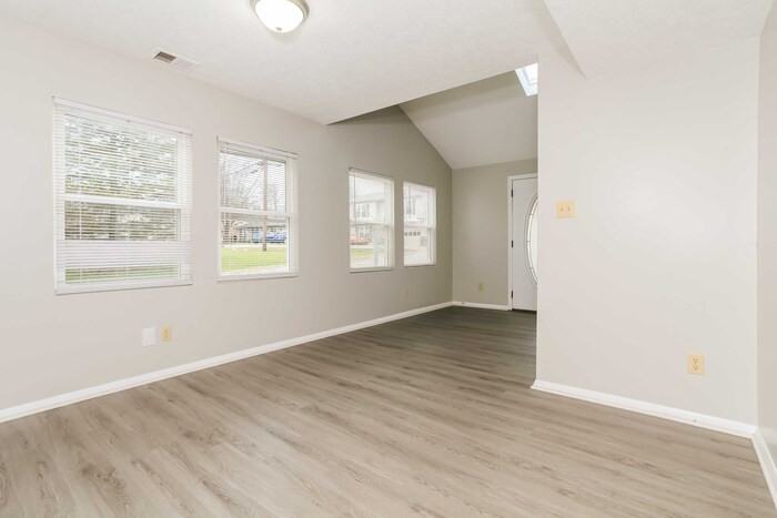 2313 Rose Rd - Photo 5 of 12