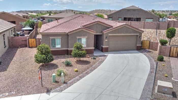 1117 W Valley Meadow Ln - Photo 2 of 45