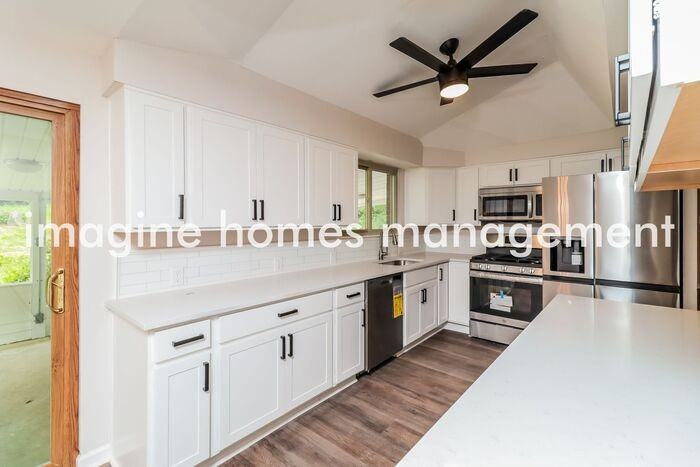 706 Bilberry Rd - Photo 5 of 13