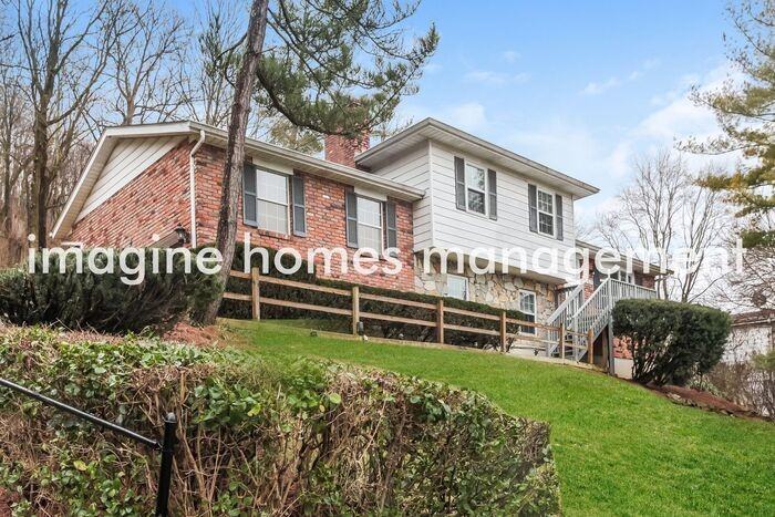 5211 Sherry Ln - Photo 4 of 20