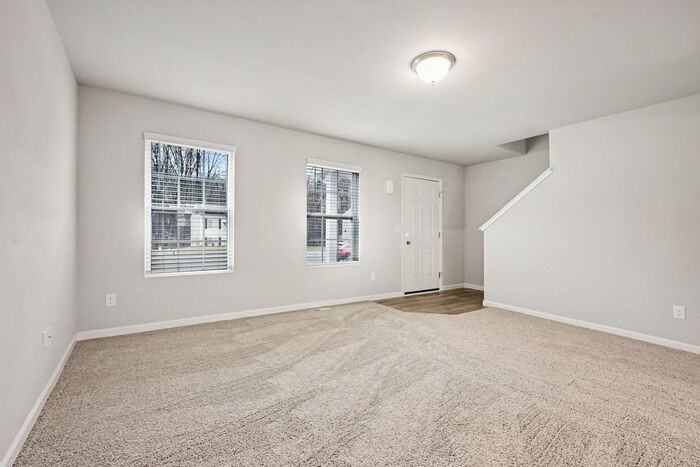 1630 Roosevelt Ct - Photo 7 of 18