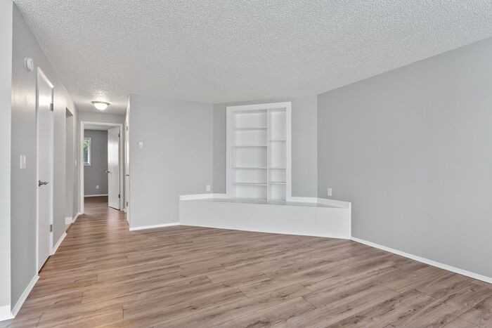 9131 Se Clackamas Rd - Photo 3 of 29