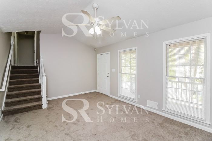 217 Robin Hood Dr - Photo 5 of 16