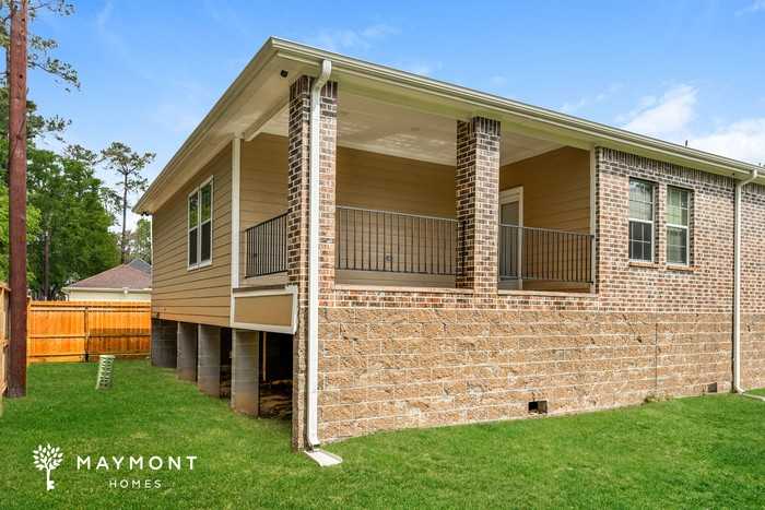 18027 Bambridge Dr - Photo 3 of 3