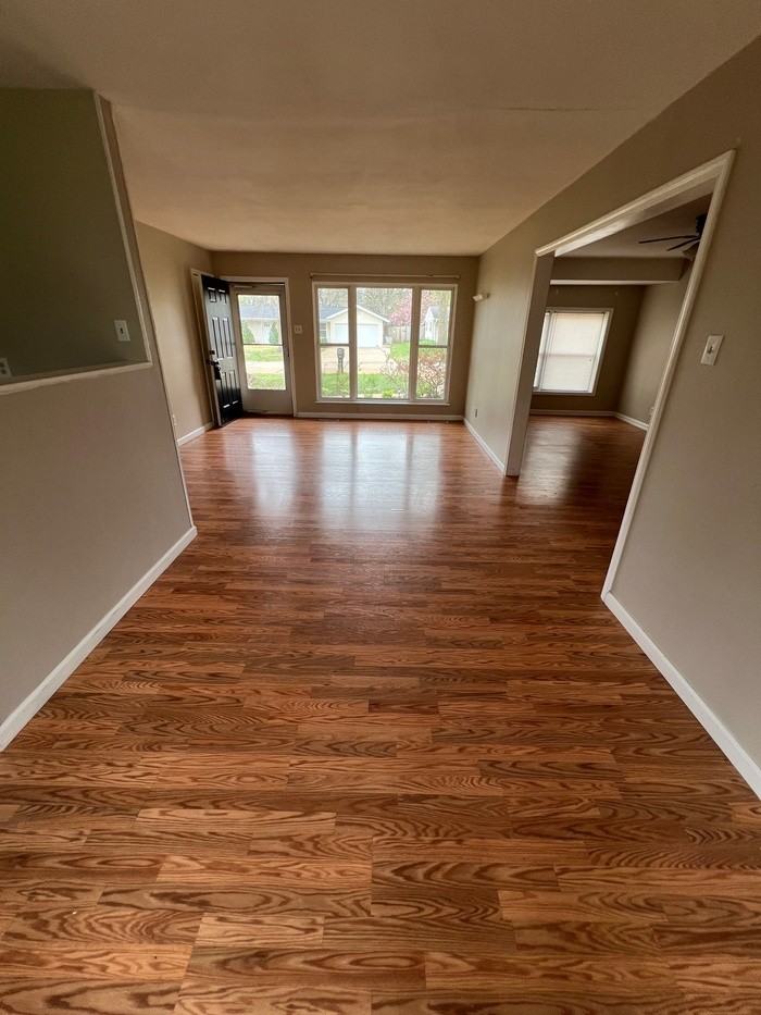 304 Brightsand Ct - Photo 4 of 9