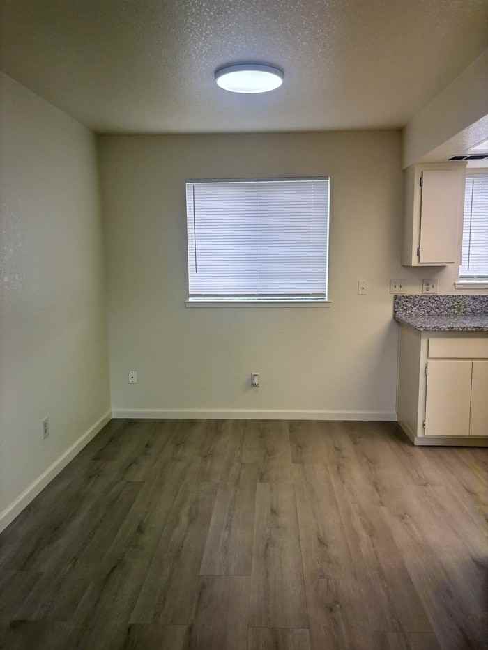 906 Byron Ln #A2 - Photo 6 of 10