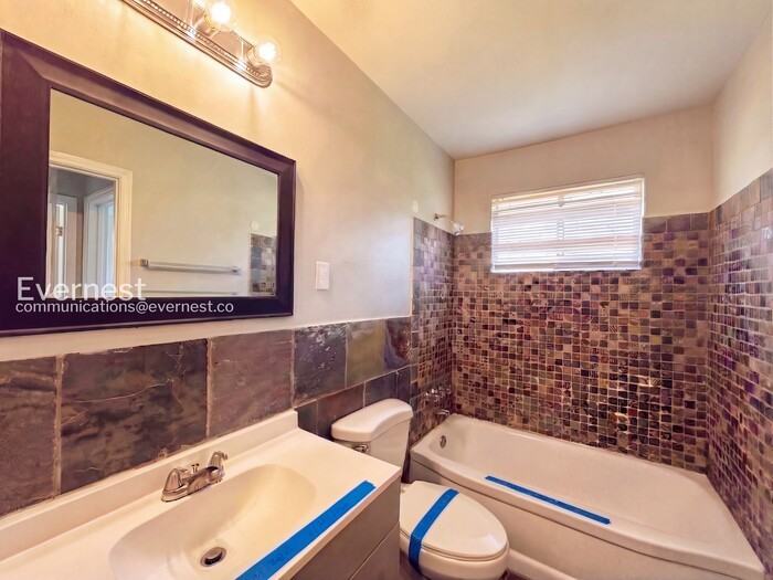 8694 Yorktown Dr - Photo 7 of 23