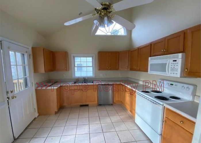 20308 Hickory Branch Dr - Photo 2 of 4