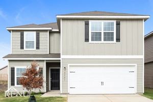 featured image of 2927 Jackson Smt