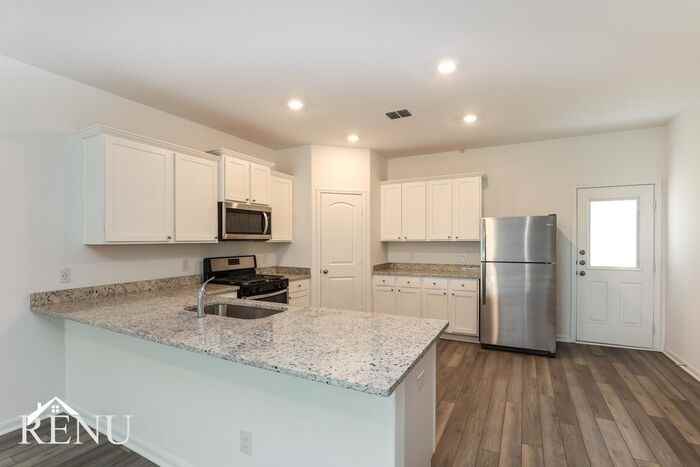 2927 Jackson Smt - Photo 5 of 24