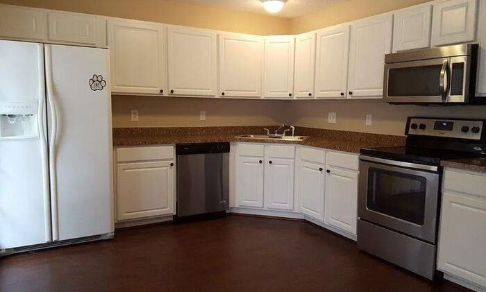 404 Gibson Forest Dr - Photo 3 of 7