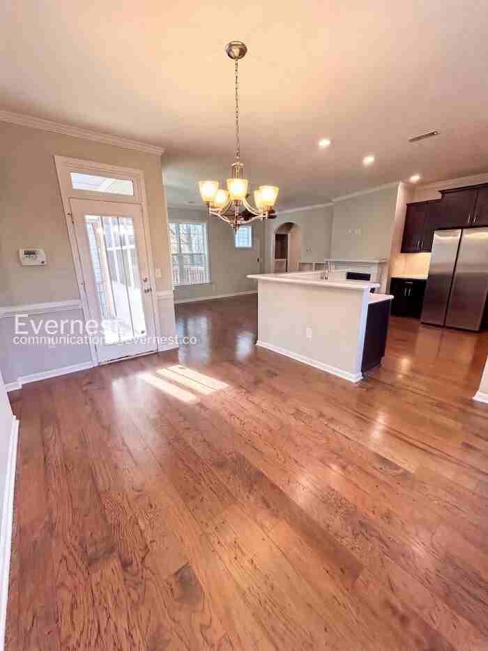 2781 Milano Ave - Photo 7 of 41