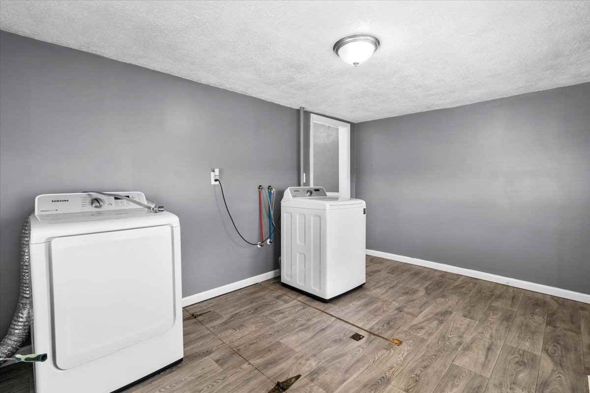 319 Elm St #1 - Photo 7 of 10