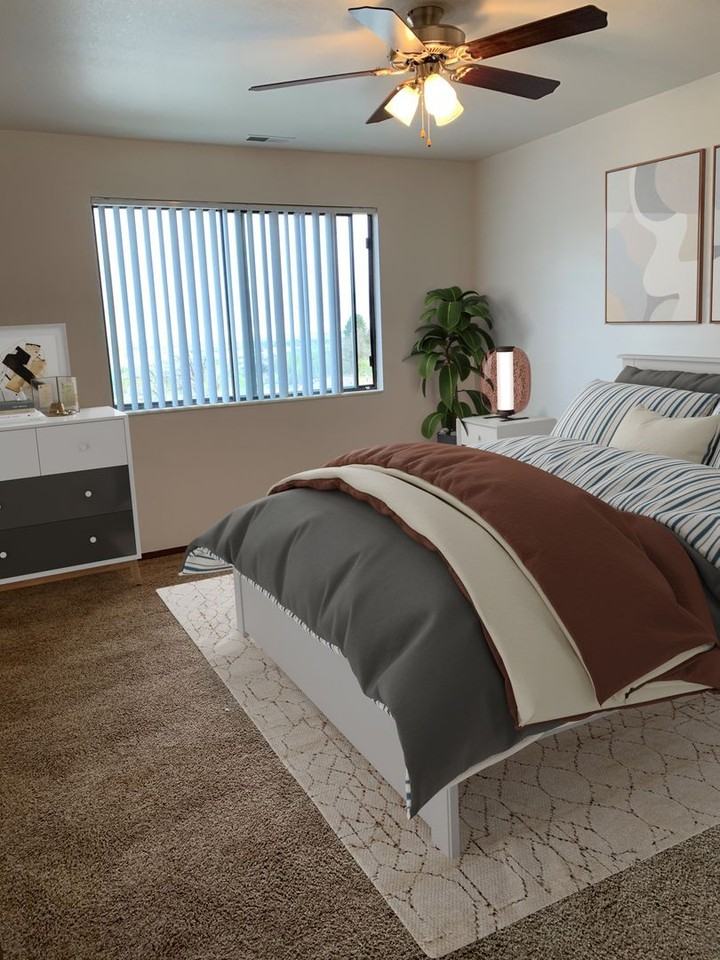 Peachtree - Photo 6 of 15