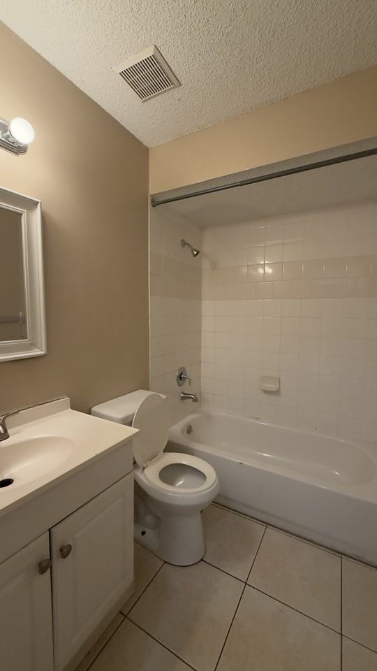 4253 Moncrief Rd W #2 - Photo 3 of 11