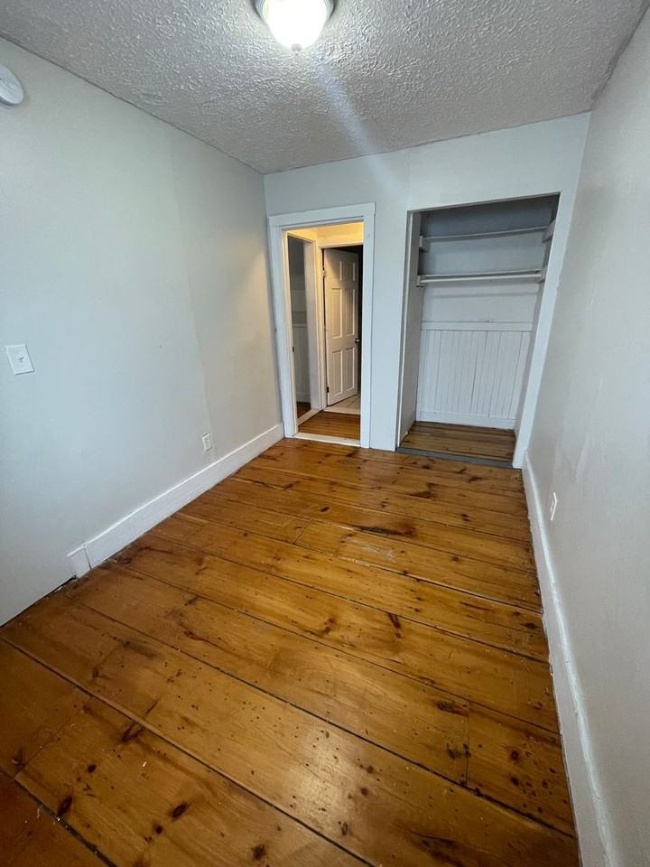 39 Hill St #304 - Photo 5 of 9